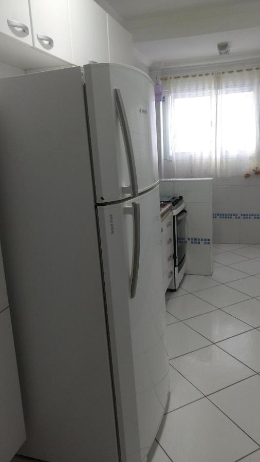 Belo Apartamento Com Vistas Para O Mar - Pe Na Areia - Churrasqueira Na Varanda برايا جراندي المظهر الخارجي الصورة
