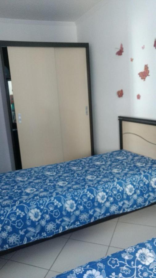 Belo Apartamento Com Vistas Para O Mar - Pe Na Areia - Churrasqueira Na Varanda برايا جراندي المظهر الخارجي الصورة